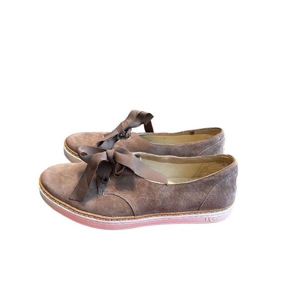 UGG Carilyn Brown Suede Lace Up Slip On Bow Flat Sneaker Shoes Women's 6 - Picture 2 of 6